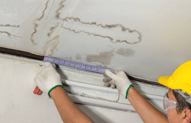Reliable Flood Cleanup contractor in Meriden, CT by Water Damage Irwin